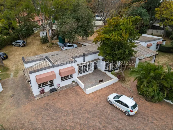 6 Bedroom House for Sale in Newlands, Harare