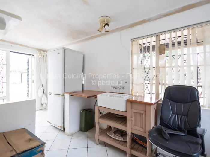 6 Bedroom House for Sale in Newlands, Harare