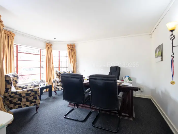 6 Bedroom House for Sale in Newlands, Harare
