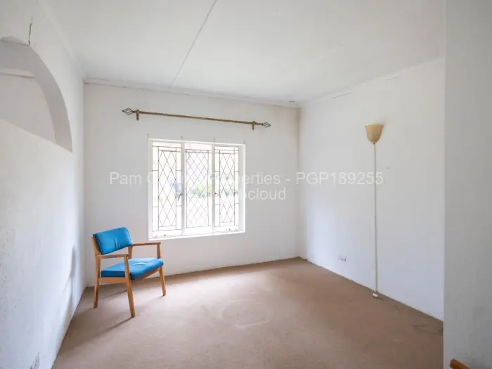 6 Bedroom House for Sale in Newlands, Harare