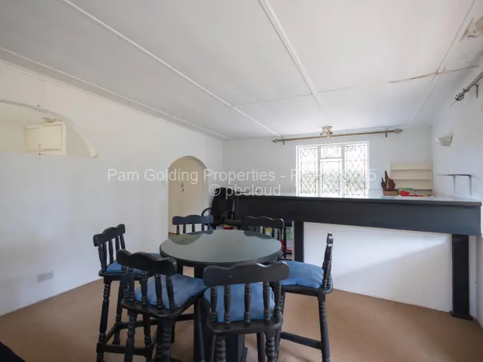 6 Bedroom House for Sale in Newlands, Harare