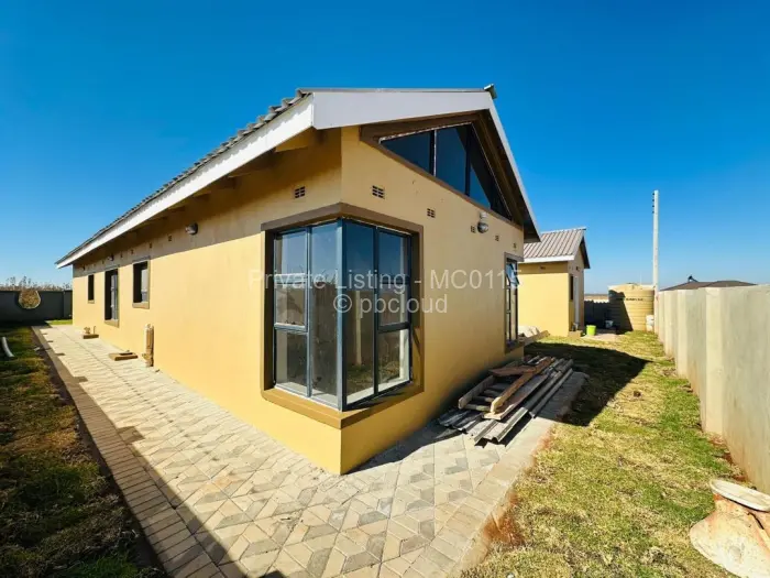 5 Bedroom House to Rent in Pomona, Harare