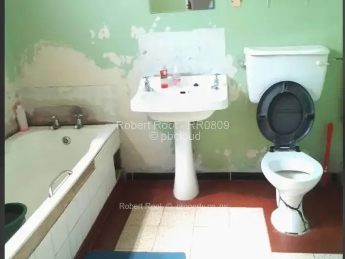 Warehouse/Industrial for Sale in Chinhoyi, Chinhoyi