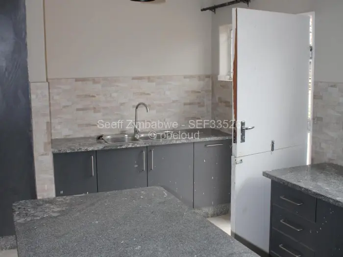 3 Bedroom House to Rent in Emerald Hill