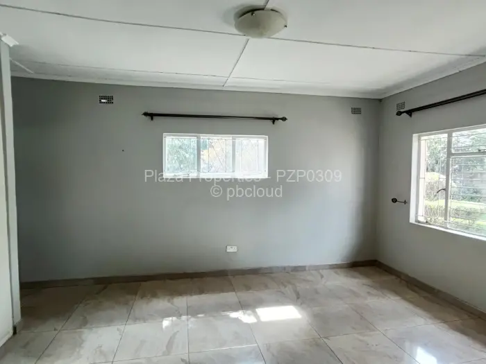 4 Bedroom House to Rent in Emerald Hill
