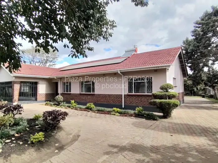 4 Bedroom House to Rent in Emerald Hill