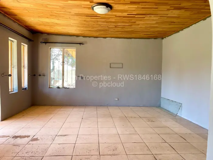 3 Bedroom House for Sale in Zimre Park, Harare