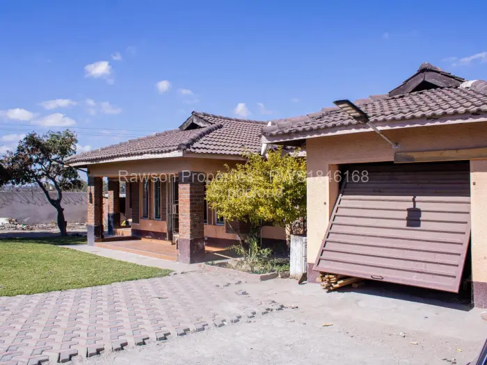 3 Bedroom House for Sale in Zimre Park, Harare