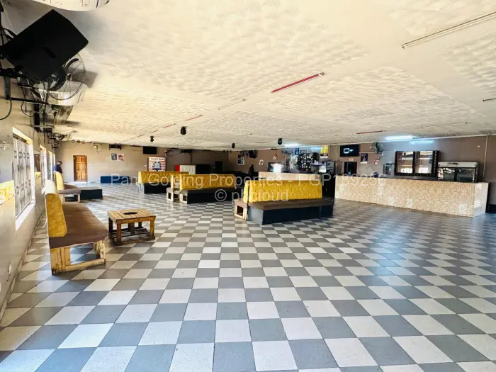 Commercial Property to Rent in Highfield