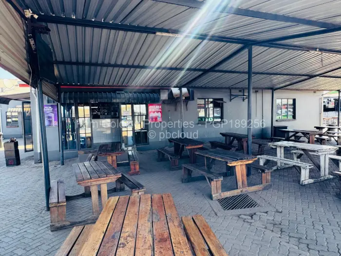 Commercial Property to Rent in Highfield