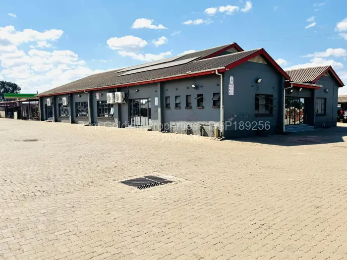 Commercial Property to Rent in Highfield