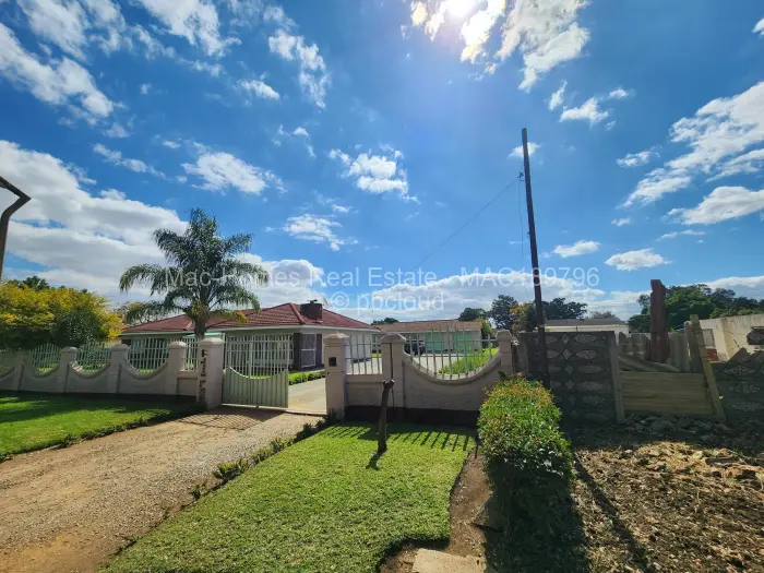 4 Bedroom House for Sale in Ridgeview, Harare