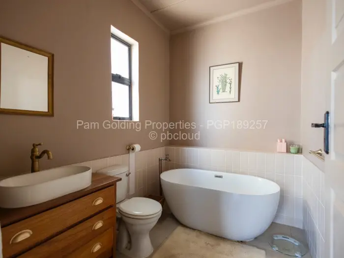 Townhouse/Complex/Cluster for Sale in Greendale, Harare