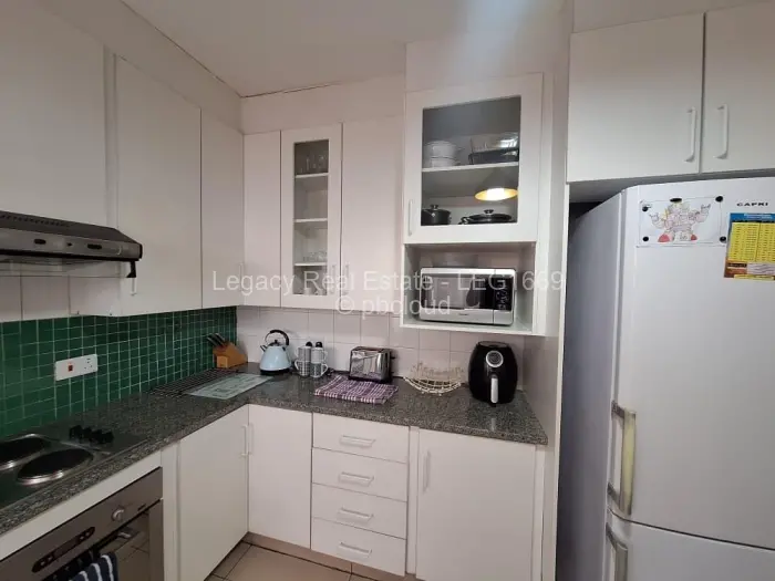 Flat/Apartment to Rent in Avenues