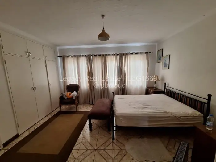 Flat/Apartment to Rent in Avenues