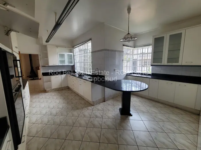 4 Bedroom House for Sale in Emerald Hill, Harare
