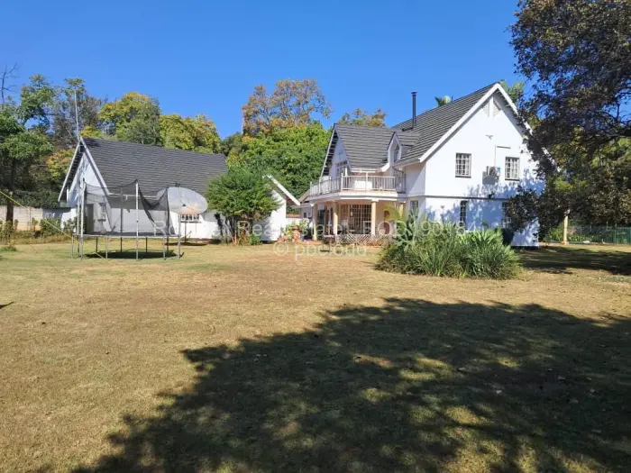 4 Bedroom House for Sale in Emerald Hill, Harare