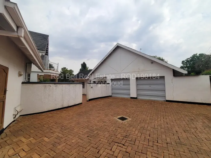 4 Bedroom House for Sale in Emerald Hill, Harare
