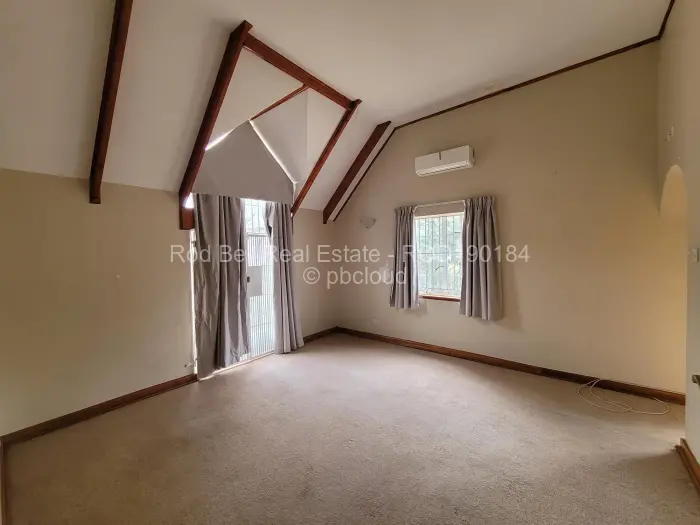 4 Bedroom House for Sale in Emerald Hill, Harare