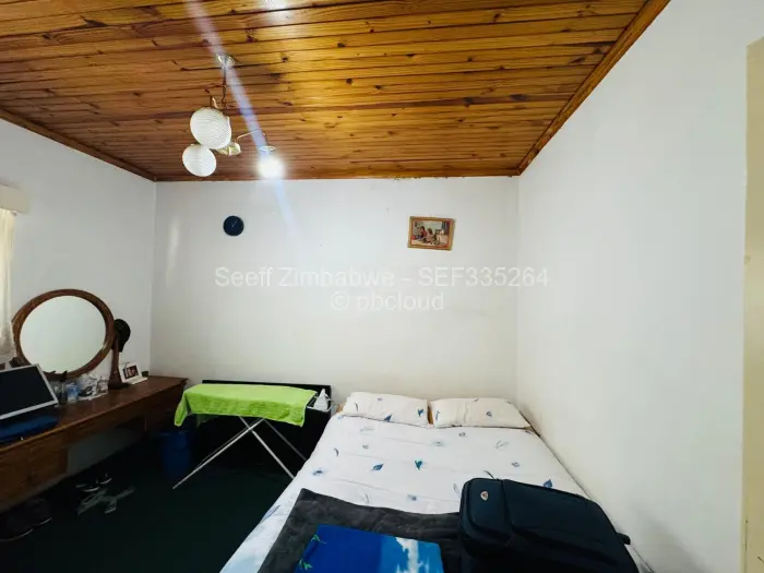 2 Bedroom Cottage/Garden Flat for Sale in Kensington, Harare