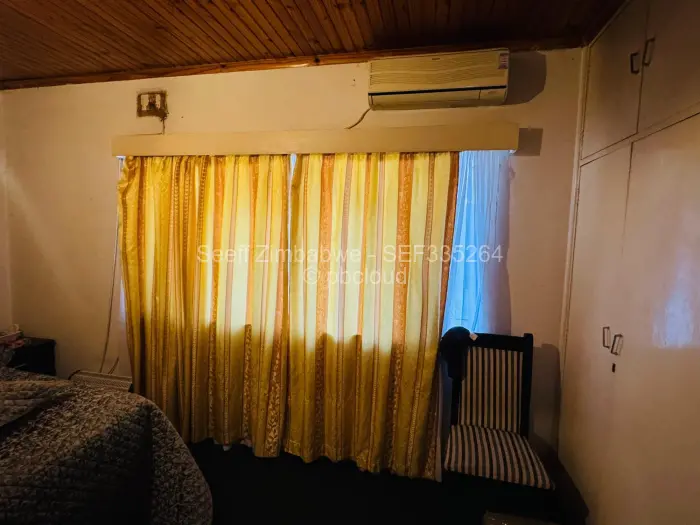2 Bedroom Cottage/Garden Flat for Sale in Kensington, Harare