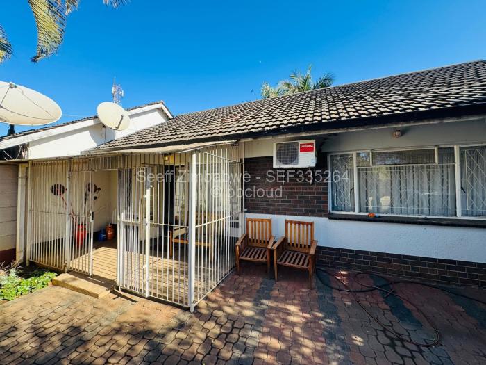 2 Bedroom Cottage/Garden Flat for Sale in Kensington, Harare
