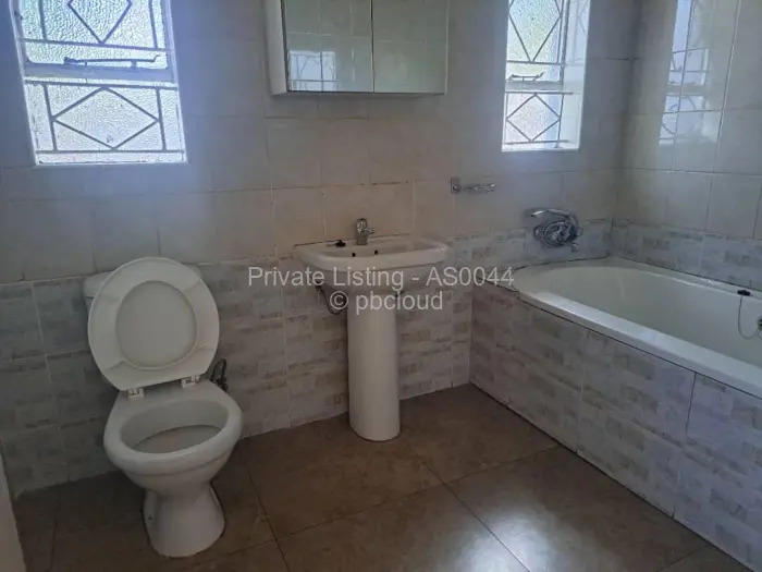2 Bedroom Cottage/Garden Flat to Rent in Mount Pleasant, Harare