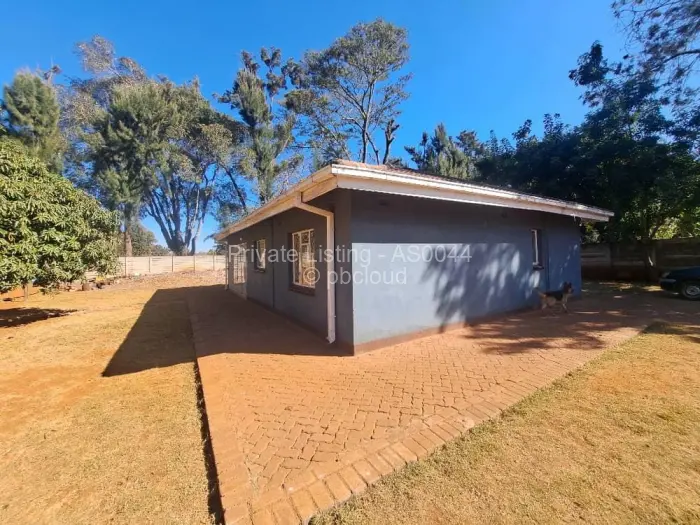 2 Bedroom Cottage/Garden Flat to Rent in Mount Pleasant, Harare