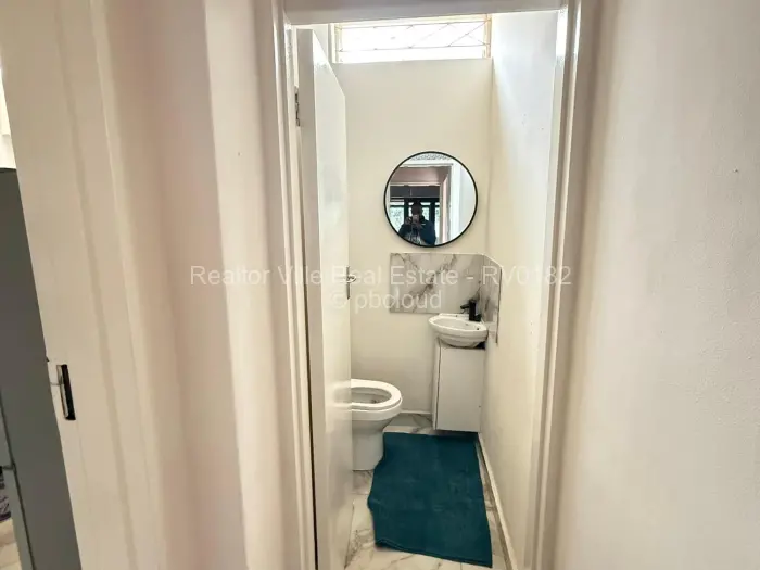 3 Bedroom Cottage/Garden Flat for Sale in Greystone Park, Harare