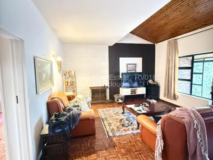 3 Bedroom Cottage/Garden Flat for Sale in Greystone Park, Harare