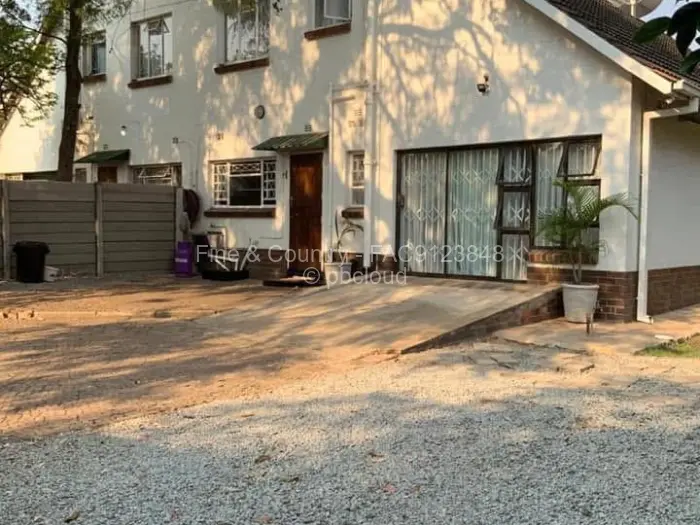 Townhouse/Complex/Cluster to Rent in Avondale, Harare