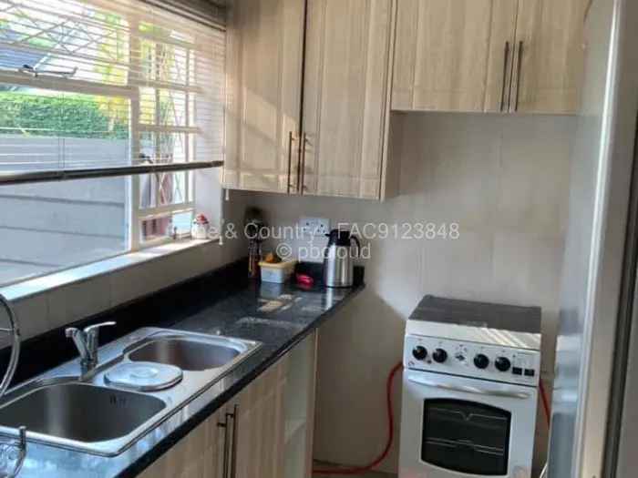 Townhouse/Complex/Cluster to Rent in Avondale, Harare