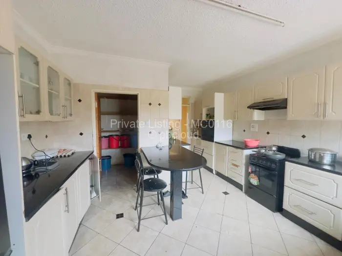 House for Sale in Westlea Hre, Harare