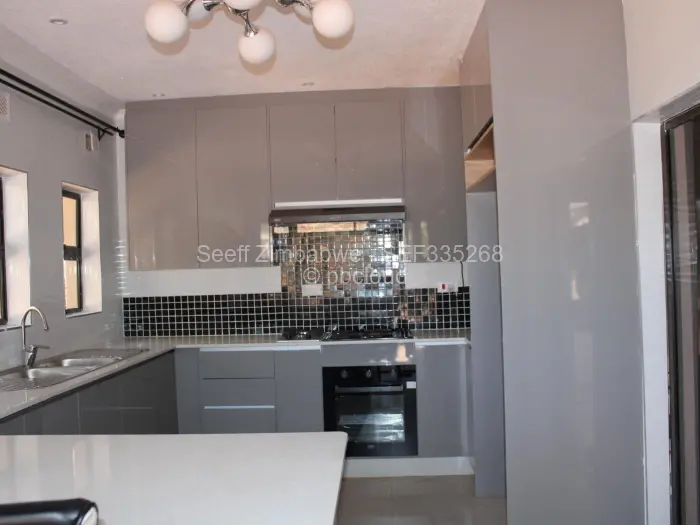 1 Bedroom Cottage/Garden Flat to Rent in Borrowdale