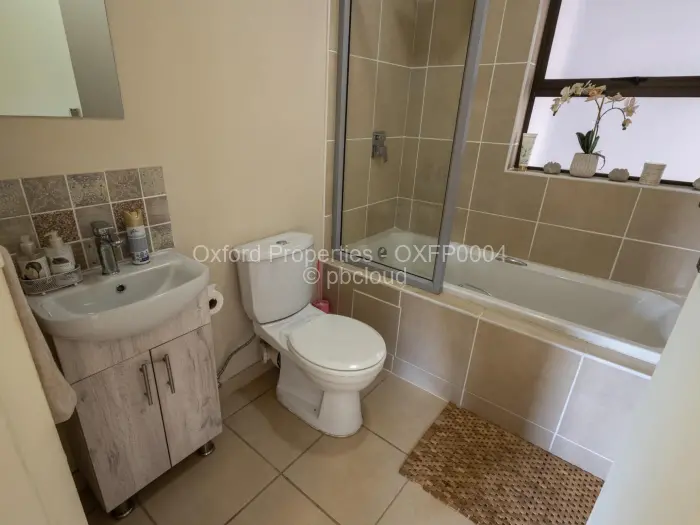 Flat/Apartment for Sale in Aspindale Park, Harare