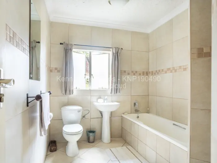 5 Bedroom House for Sale in Borrowdale Brooke, Harare