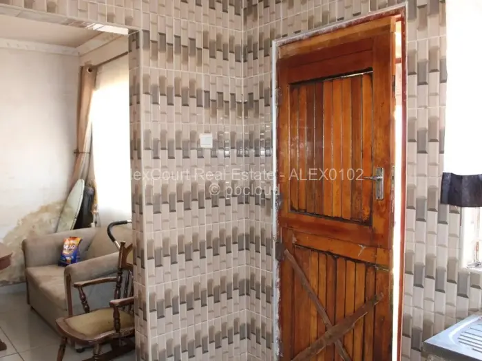 Cottage/Garden Flat for Sale in Crowhill Views, Harare