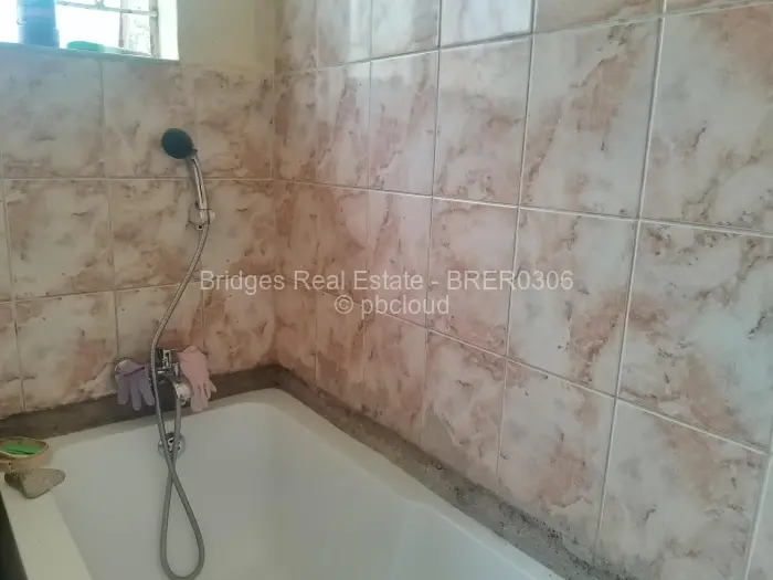 2 Bedroom House to Rent in Msasa, Harare