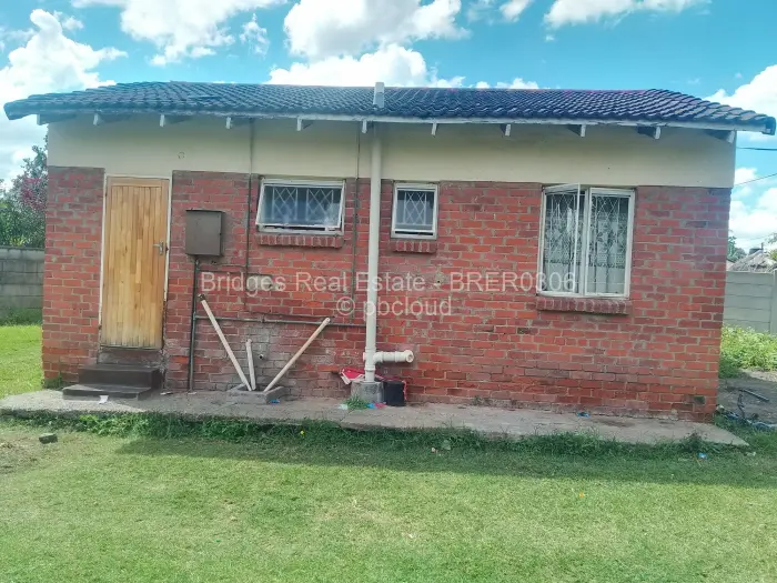 2 Bedroom House to Rent in Msasa, Harare
