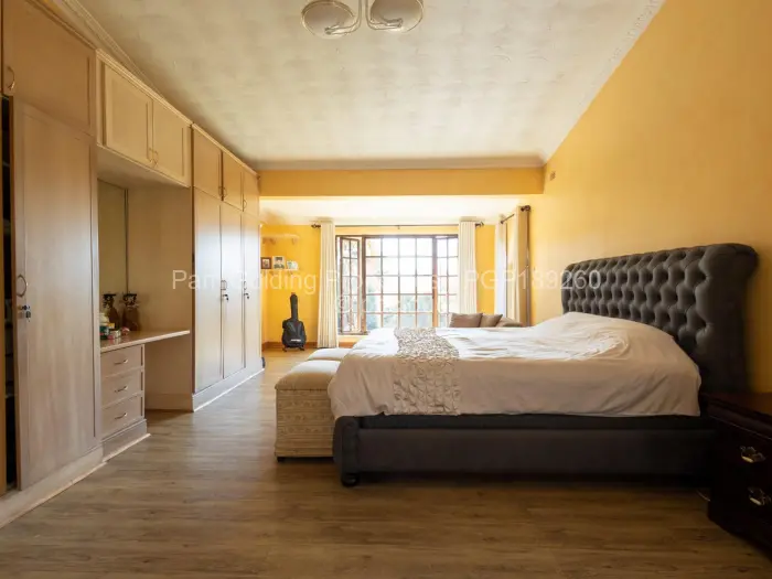 5 Bedroom House for Sale in Monavale, Harare