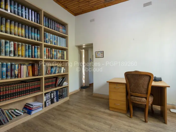 5 Bedroom House for Sale in Monavale, Harare