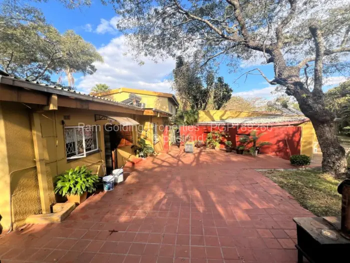 5 Bedroom House for Sale in Monavale, Harare