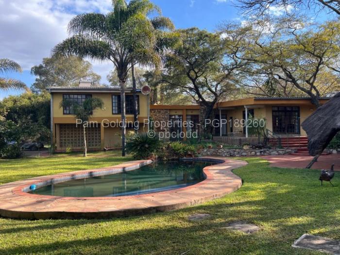 5 Bedroom House for Sale in Monavale, Harare