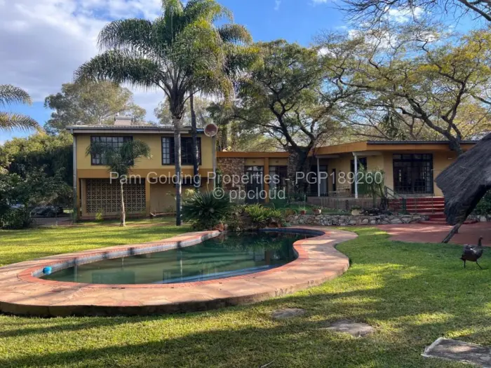5 Bedroom House for Sale in Monavale, Harare