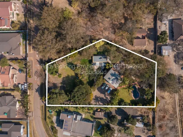 5 Bedroom House for Sale in Monavale, Harare