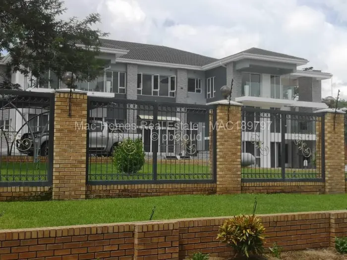 7 Bedroom House for Sale in Carrick Creagh Estate, Harare