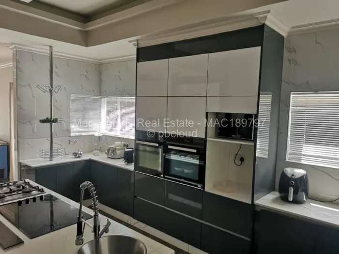 7 Bedroom House for Sale in Carrick Creagh Estate, Harare