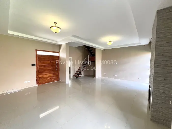 Townhouse/Complex/Cluster to Rent in Strathaven, Harare