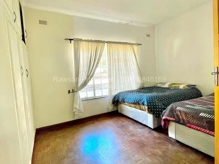 5 Bedroom House for Sale in Borrowdale, Harare