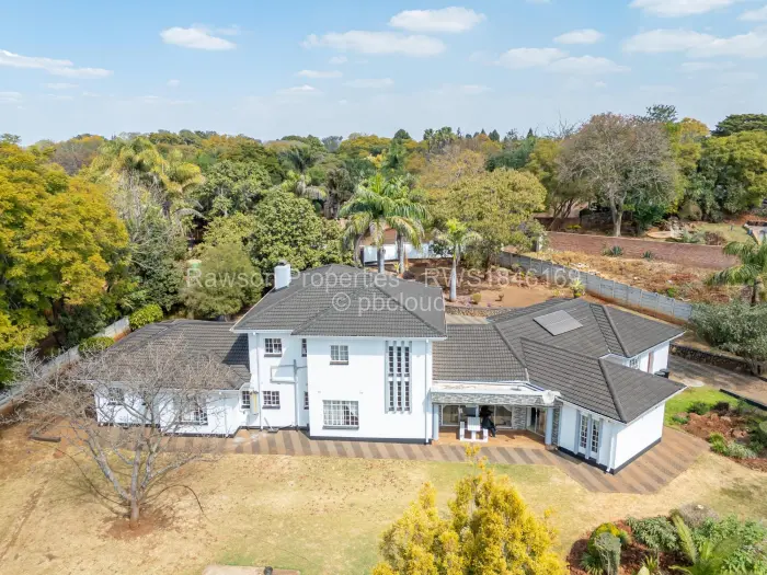 5 Bedroom House for Sale in Borrowdale, Harare